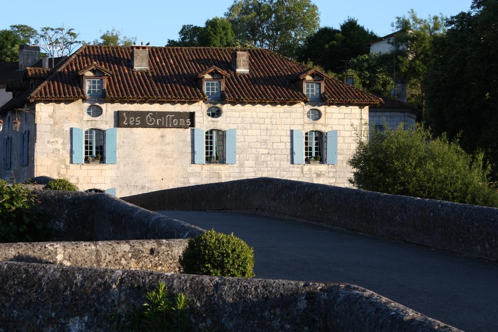 Hostellerie Les Griffons Bourdeilles Zewnętrze zdjęcie