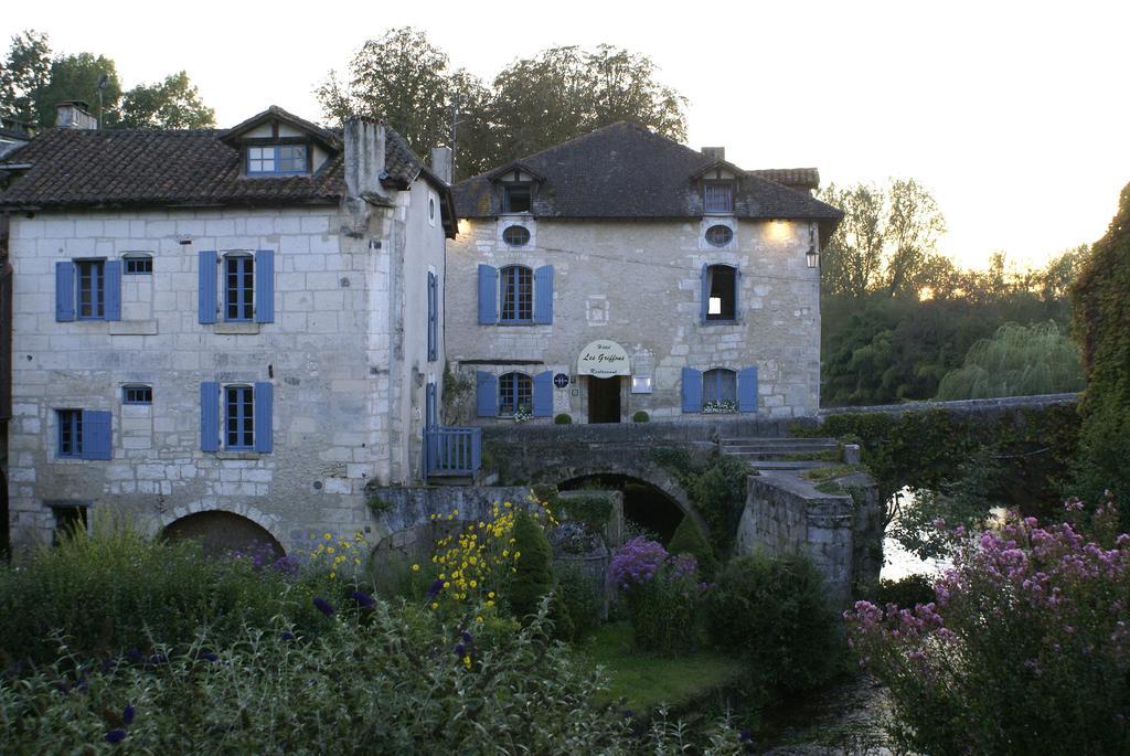 Hostellerie Les Griffons Bourdeilles Zewnętrze zdjęcie